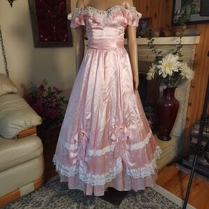 Gunne Sax Pink Lace Trim Prom Dress